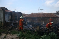 Rumah Kosong, Ludes Terbakar