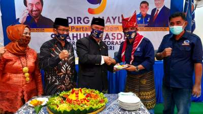  Ketua DPD NasDem Tangsel, Moh Saleh Asnawi di resepsi HUT ke 9 Partai NasDem.