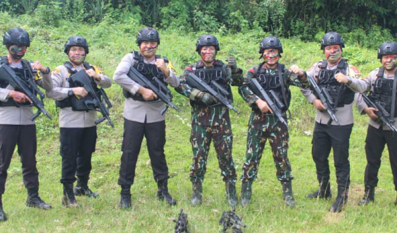 Dampingi Kapolda, Kapolresta Tangerang Hadiri Upacara Pembaretan Brimob