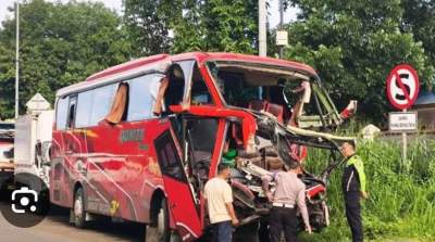 2 Orang Meninggal, Penziarah Wali Songo Asal Legok Alami Kecelakaan