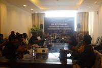 Bantu Mahasiswa Kurang Mampu, DPP puWnten Berikan Beasiswa