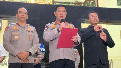 Karo Penmas Brigien Ahmad Ramdhan Menggelar Jumpa Pers, usai Sidang Putusan Etik  Teddy Minahasa