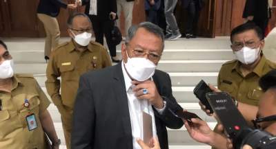 Walikota Tangsel, Benyamin Davnie.