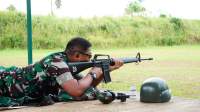kodim 0510/trs latihan menembak.