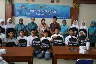 Program PKK Mengajar, Tinawati Andra Soni: Upaya Wujudkan Banten Asri