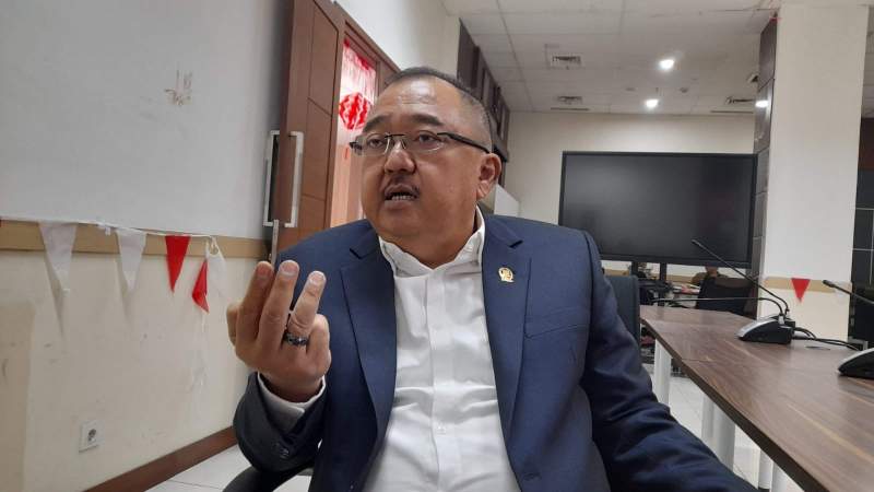 Anggota Komisi I DPRD Kota Tangsel, Rizki Jonis.