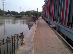 Air PDAM Bau dan Kotor : Warga Kota Tangerang Mulai Merasakan Gatal-gatal