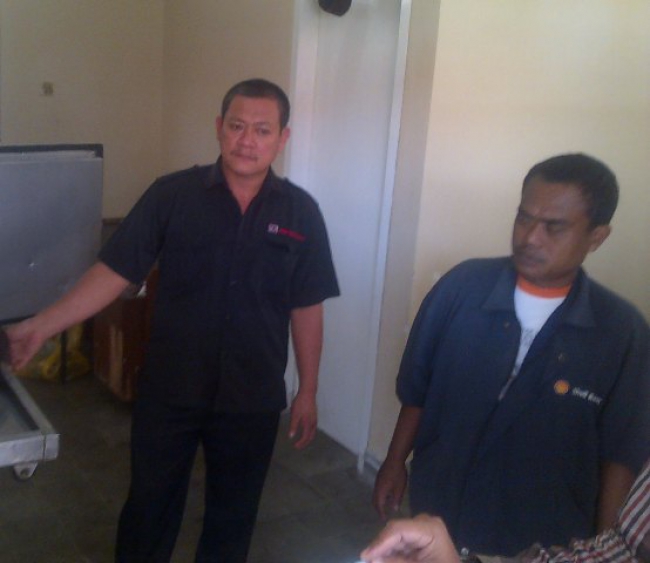 3 Korban Tewas Berlumuran Abu Putih