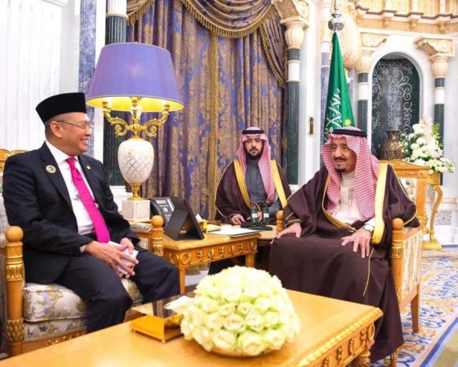 Ketua MPR Minta Tambahan Kuota Haji Kepada Raja Salman