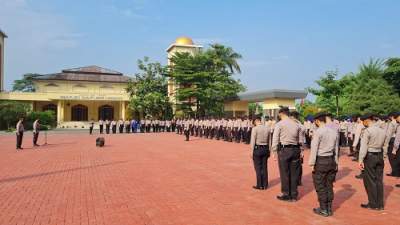 Dirpamobvit Polda Banten Pimpin Upacara Pelepasan Purna Bakti