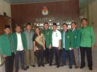 PPP Kubu Djan Faridz saat di KPU Kabupaten Tangerang.