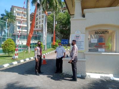 Personel Ditpamobvit Polda Banten Sosialissai 6 M di Hotel Marbella