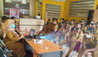 Pemdes Rawa Boni Menggelar Rapat Konsolidasi RT dan RW