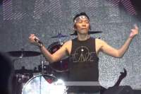 Konser Slank di Semarang Ricuh, Polisi Lepaskan Gas Air Mata