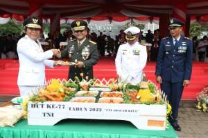 Pj Gubernur Banten Pimpin Upacara HUT TNI ke 77