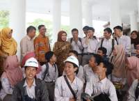 Konsen Pendidikan, Pemkab Serang Berikan Beasiswa UI hingga Biaya Hidup