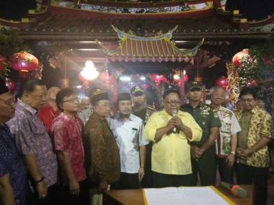 Kapolrestro Tangerang dan Dandim 0506 Tng saat Klenteng Boen Tek Bio