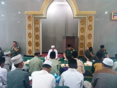 Korem 064/MY Banten Gelar&nbsp; Doa bersama dan Santunan Anak Yatim