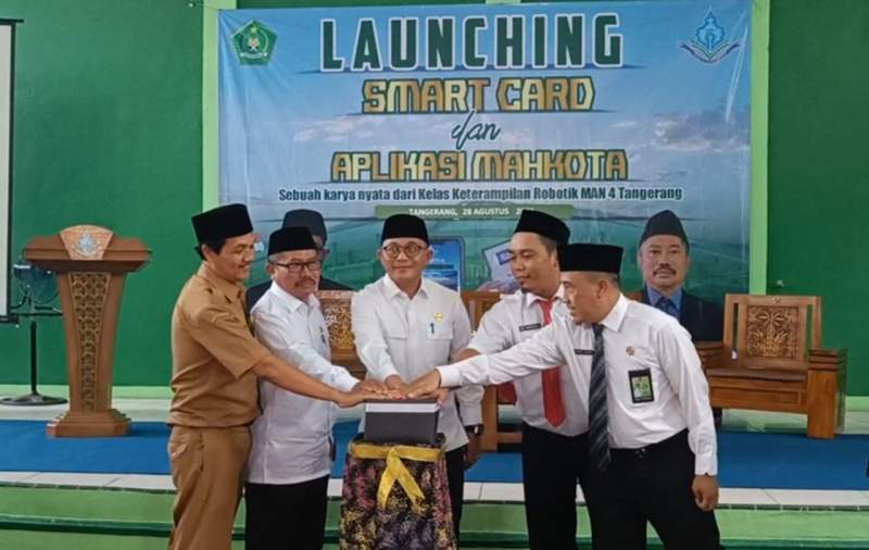Salut! Siswa MAN 4 Kab Tangerang Luncurkan Aplikasi Mahkota Karya