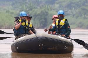 Tim Rescue Pol PP Tangsel Sisir Sungai Cisadane Cari Buaya Lepas, Hasilnya?