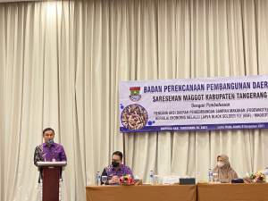 Bernilai Ekonomis, Mad Romli Minta Budidaya Maggot Terus Dikembangkan