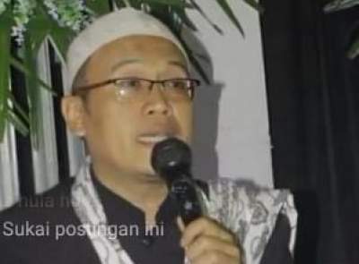 Pimpinan Majlis Minhajul Ibtida Ustad Uje Kamandanu