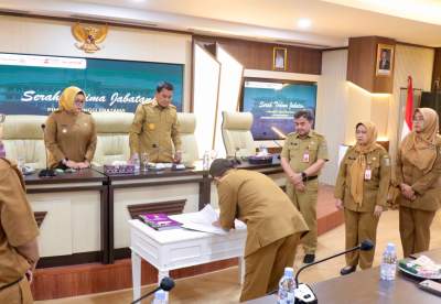 Hadiri Sertijab, Bupati Dan Wakil Bupati Minta 15 Kadis Bekerja Untuk Masyarakat