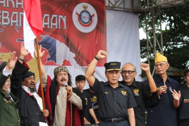 Pamulang- Deklarasi Majelis Kebangsaan Kota Tangsel,Tampak Gus Nuril,Gus Amos,Laksamana (purn)TNI Slamet Subijanto. Minggu (19/1)DT