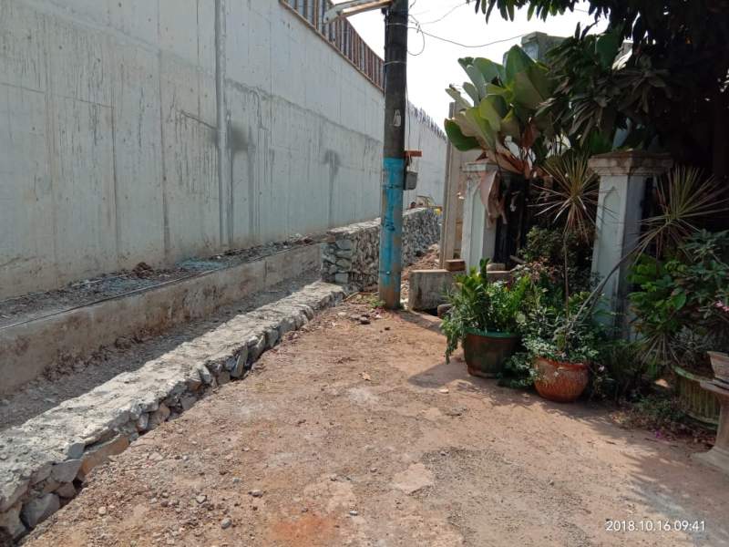 Tampak area proyek tol kunciran serpong yang dikeluhka  warga (ft budi)