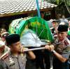Kapolda Metro Jaya Antarkan Jenazah Korban Perampokan