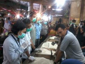 Pastikan Harga Dan Stok Sembako Aman, Direskrimsus Polda Banten Sidak Pasar induk Rau Serang