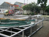 Reklame Pamulang Square Roboh akibat Puting Beliung,selasa (19/10)dt