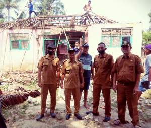 Alhamdulillah, RTLH di Desa Pekayon Sukadiri Mulai Direhab
