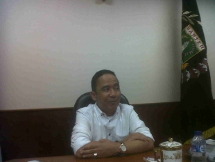 Ketua DPRD Banten, Asep Rahmatullah