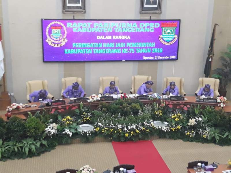 Zaki Ajak Warga Do'akan Korban Tsunami Selat Sunda