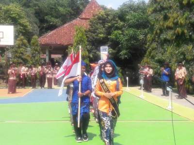  Rasiani Amelina