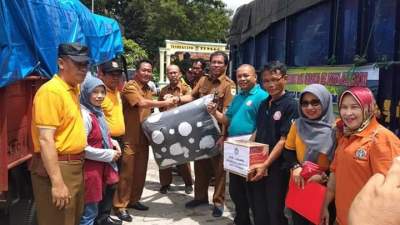 Bentuk Kepedulian, PGRI dan Dindik Cilegon Salurkan Bantuan Korban Tsunami