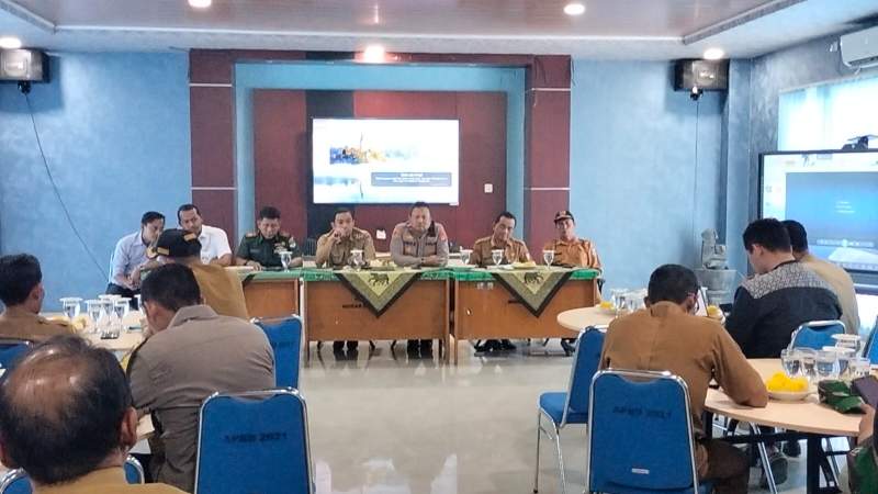 Gelar Rakor, Camat Mekar Baru Kumpulkan PPK dan Panwas