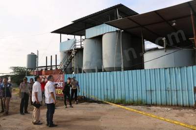 Gudang Pengoplos BBM 