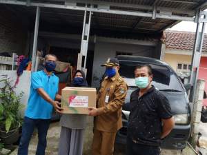 Viral Di Medsos, Muspika Kecamatan Solear Berikan Bantuan Sembako Kepada Ibu Yernis
