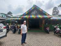 Mampir di Es Durian Saung Talaga Rasa Milik Pahe, Bikin Ketagihan