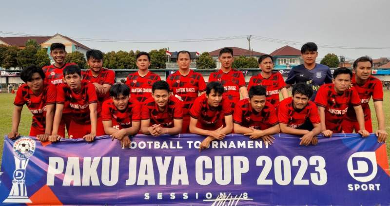 Kesebelasan Banteng Tangsel tersingkir dari Sepakbola Pakujaya Cup 8 setelah kalah atas Arkha Mandiri dengan skor 0-1.