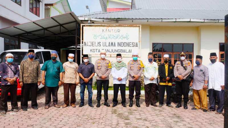 Kapolres Tanjung Balai Kunjungan Silaturrahmi ke Kantor MUI