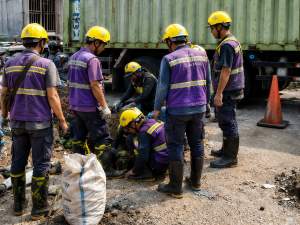 Upaya Pulihkan Tekanan Air Terus Dilakukan, PERUMDAM TKR Lakukan Rekayasa Aliran Jaringan Perpipaan