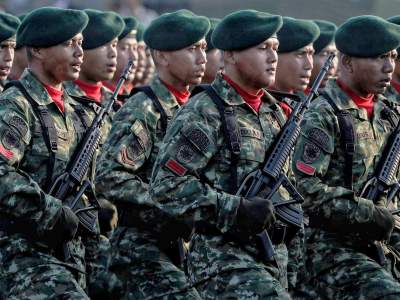 Ilustrasi prajurit TNI saat latihan berbaris.
