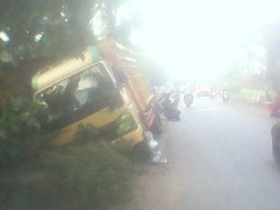 Tabrakan Truk vs Truk Akibat Ngantuk