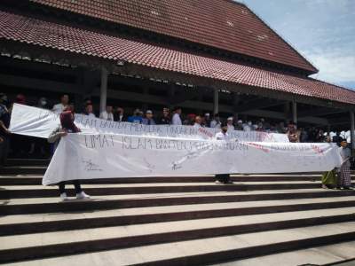 Jaga Kampung Halaman, Masyarakat Banten Siap Melawan Orang Yang Buat  Rusuh