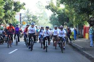 Ribuan Orang Ikuti Funbike Pilkada Damai Kota Tangerang 2018