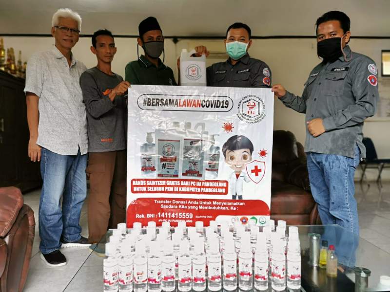 SMSI Pandeglang Terima bantuan Hand Sanitizer Dari IAI