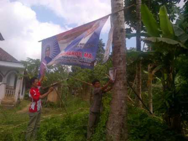 Masuk Masa Tenang Panwas Saketi Tertibkan Alat Peraga Kampanye